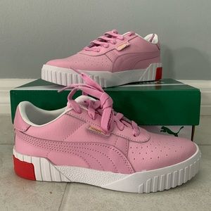 New pink puma shoes for girls size 3.5c